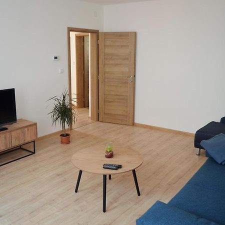 Apartman U Maleho Jezu Ceske Budejovice Exteriör bild