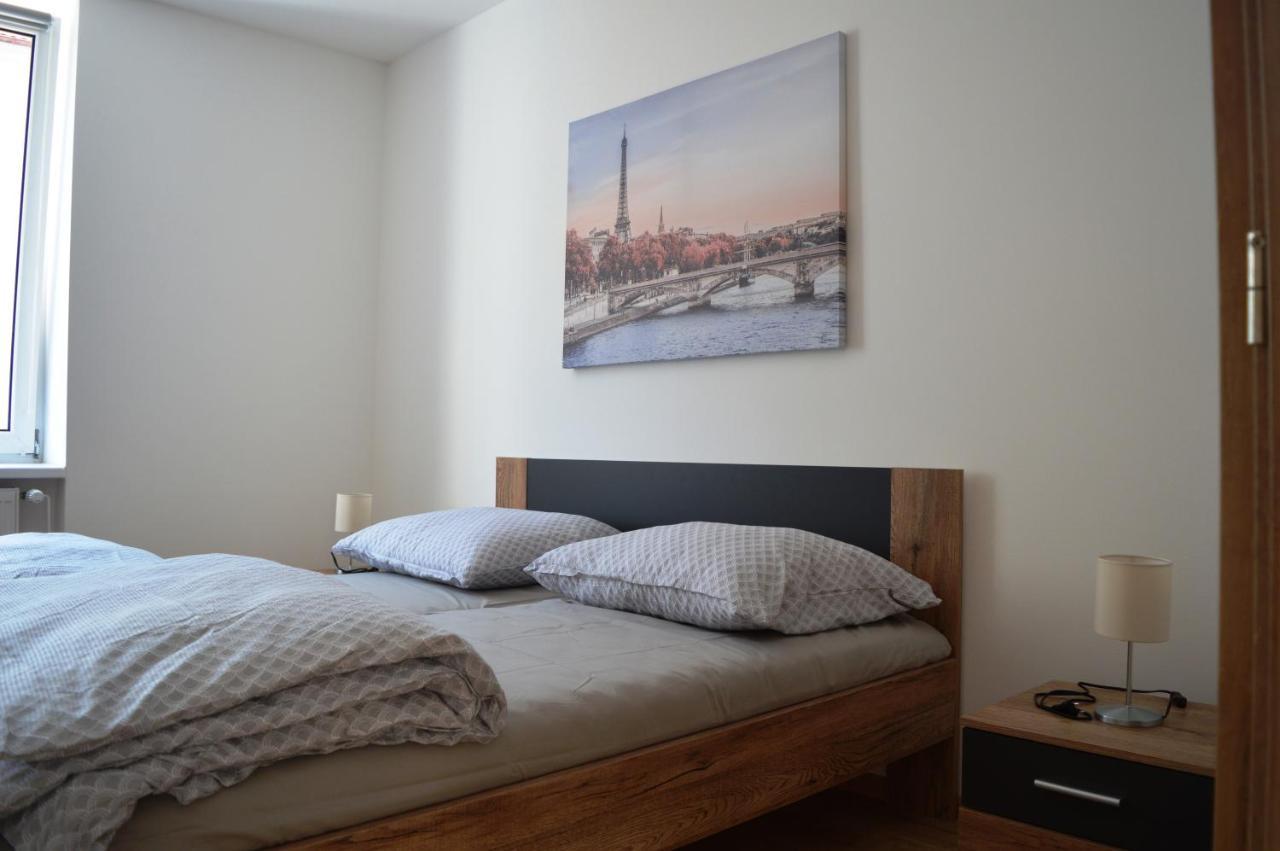 Apartman U Maleho Jezu Ceske Budejovice Exteriör bild